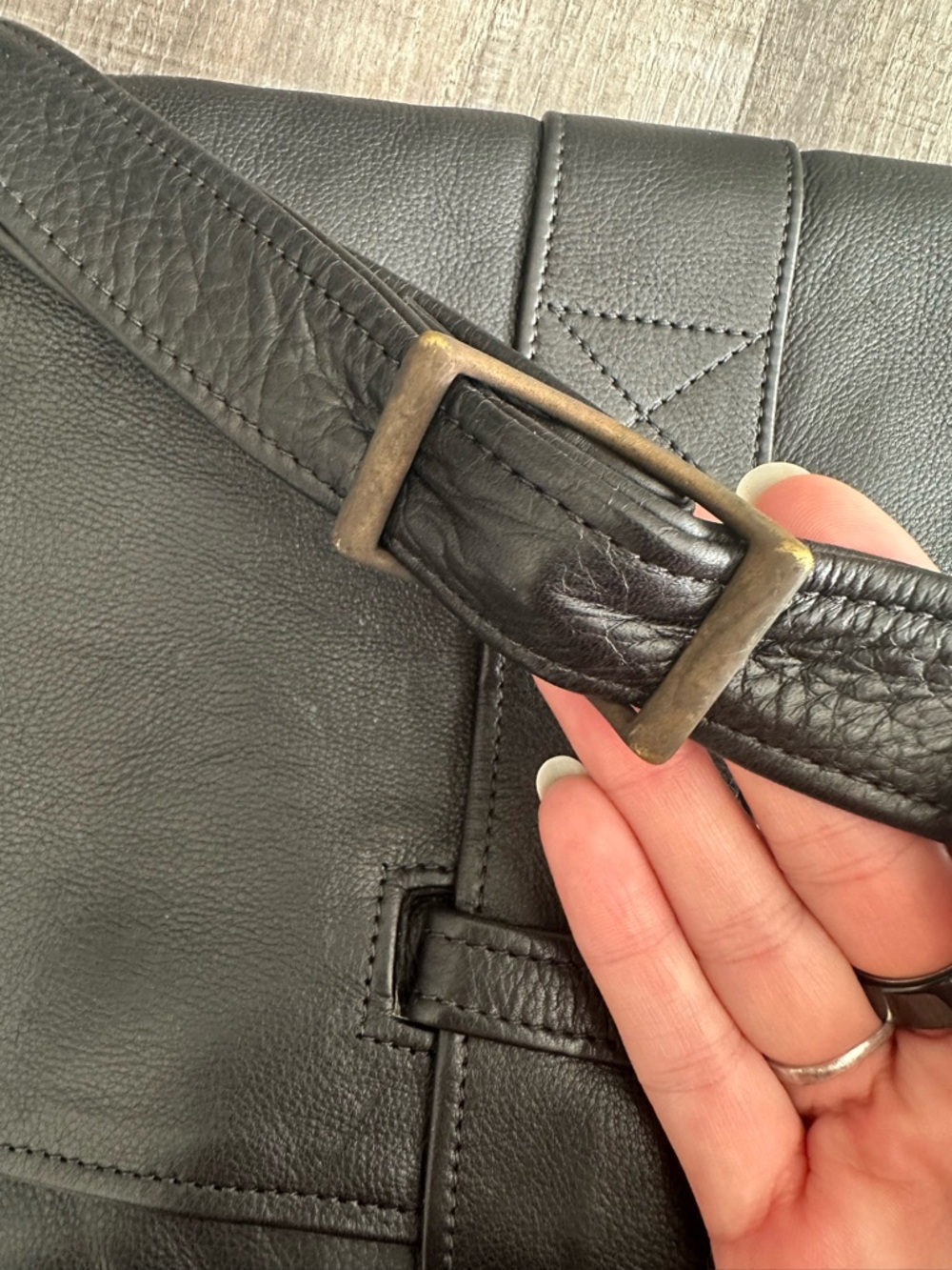 Classic Black Genuine Leather Shoulder Bag, Vintage Timeless Hand Crafted in USA - Picture 8 of 16